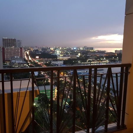 Admiral Baysuites Manila Esterno foto